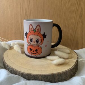 Caneca Labubu Mágica